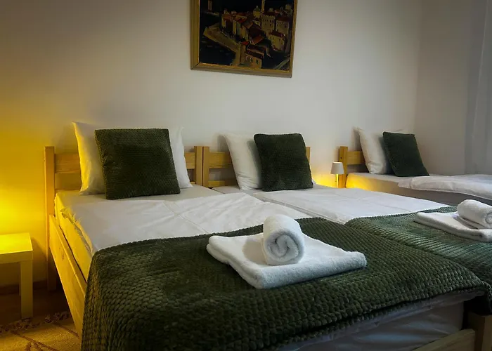 Aryan ホームステイ *