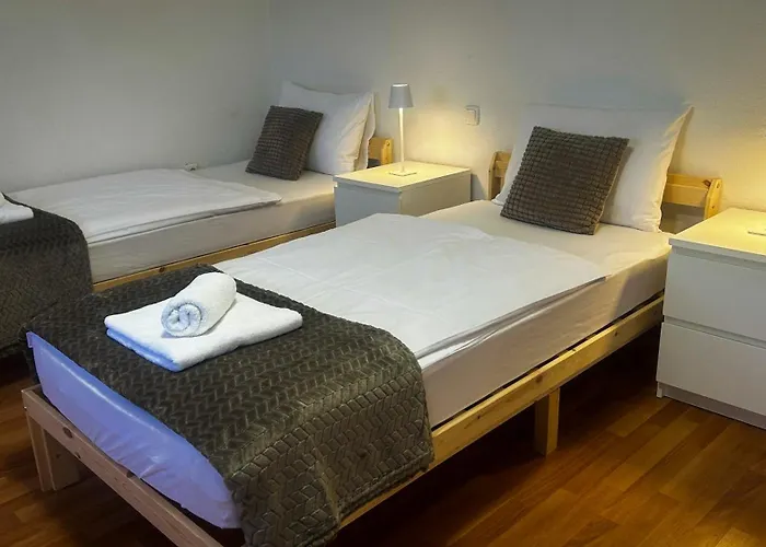 Aryan ホームステイ ポレッチ